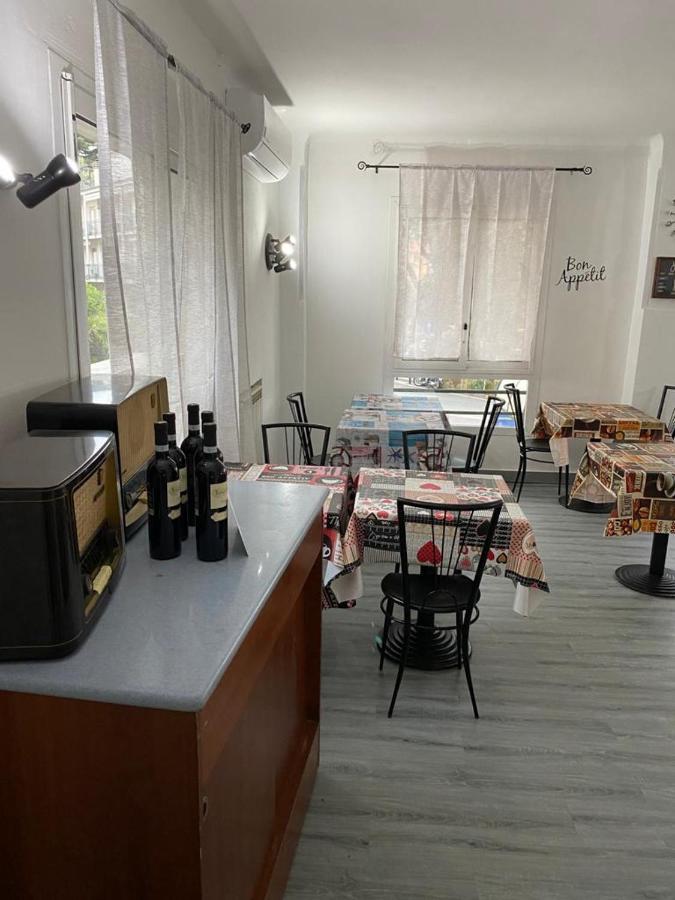 Hotel Nuovo Metropol Albissola Marina Kültér fotó